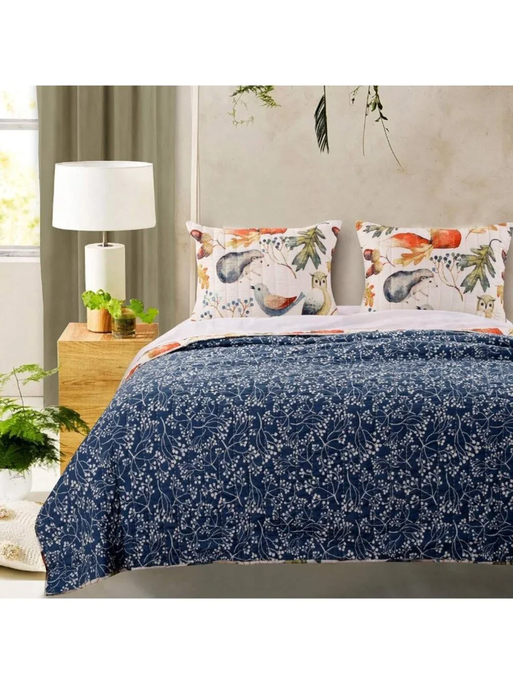 Elegant King Quilt Set in Off-White, Soft Cotton, Cozy Bedding for Home Decor